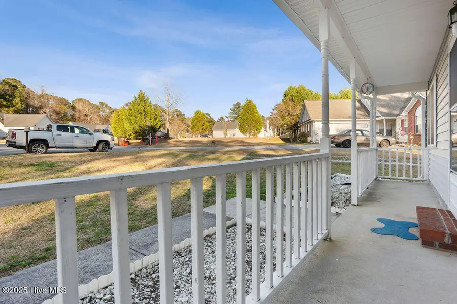 318 Firethorn Lane, Jacksonville, NC 28546 - Image #2