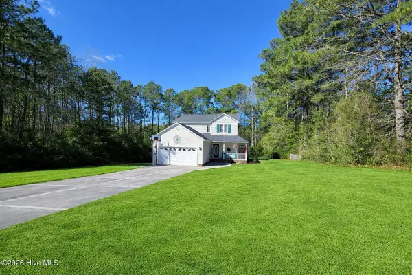 112 Walnut Drive, Swansboro, NC 28584