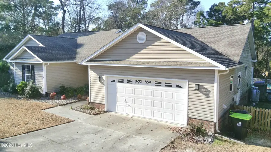 117 Halls Creek Drive, Swansboro, NC 28584 - #2
