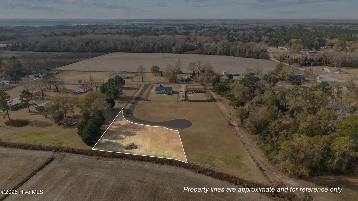 100 Farmview Drive, New Bern, NC 28560 - Image #1