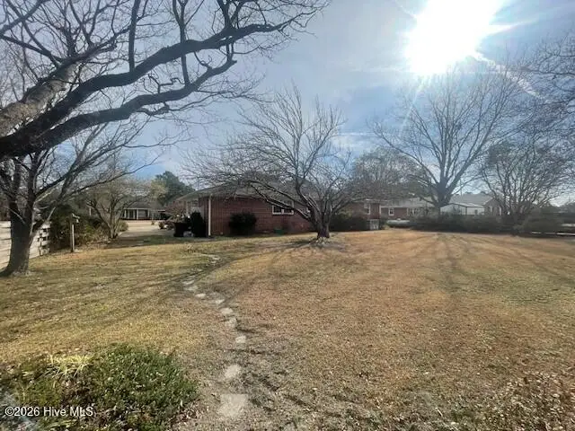 703 Underwood Street, Clinton, NC 28328 - Image #3