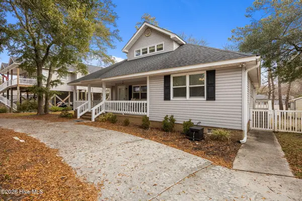 312 NE 54th Street, Oak Island, NC 28465