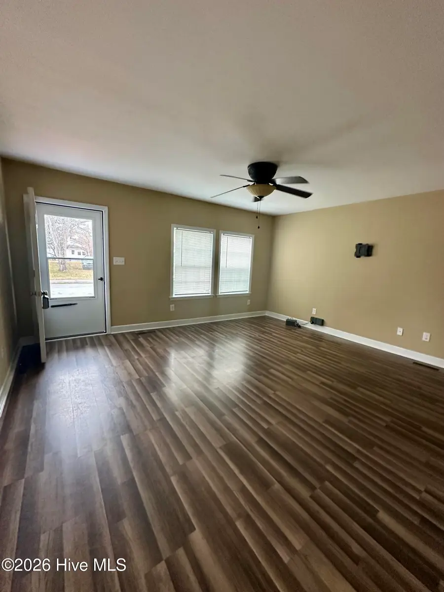 1810 Greensboro Street, New Bern, NC 28560 - #2