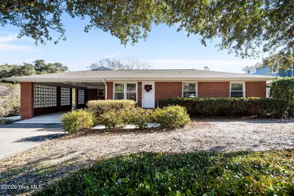 226 Oak Leaf Drive, Wilmington, NC 28403