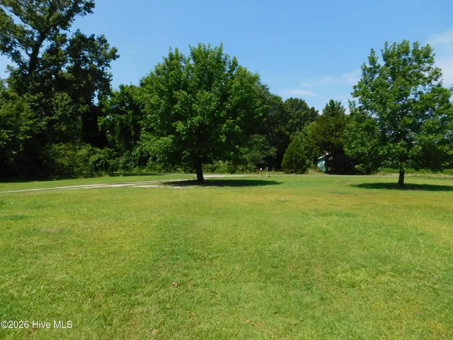 112 Prentiss Riggs Road, Cove City, NC 28523 - Image #2