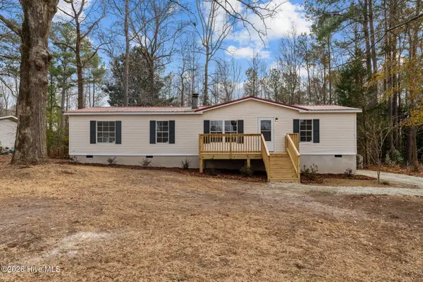 431 Smith Street, Vass, NC 28394