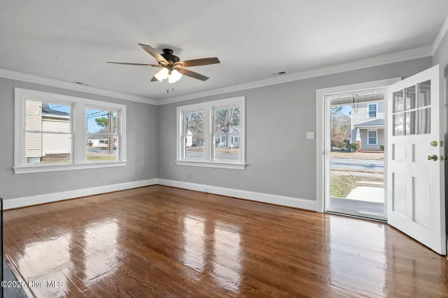 503 N Pine Street, Warsaw, NC 28398 - Image #2