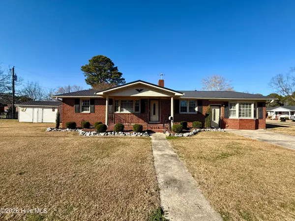 200 First Street, Williamston, NC 27892