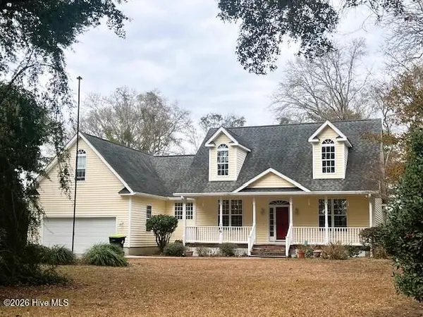 106 Pine Needle Circle, Cape Carteret, NC 28584