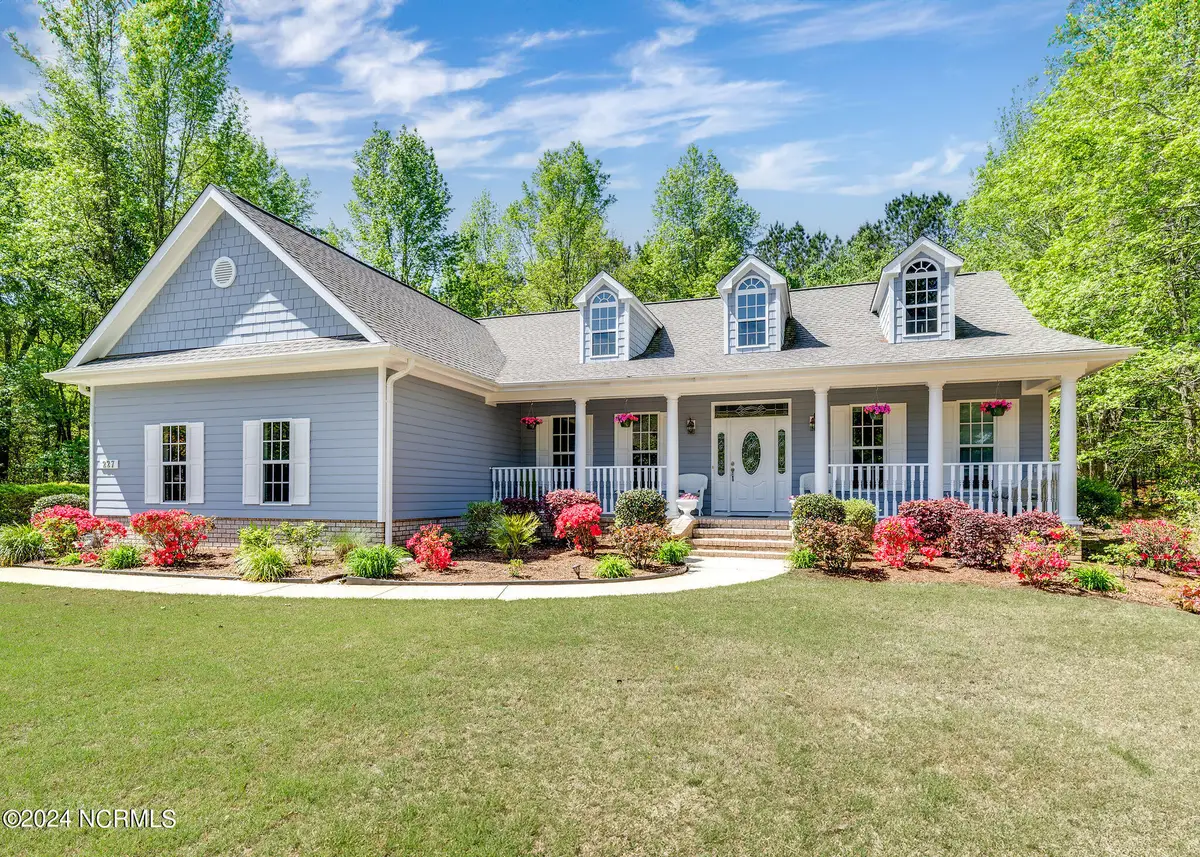 227 October Glory Drive, Wallace, NC 28466 - Image #1
