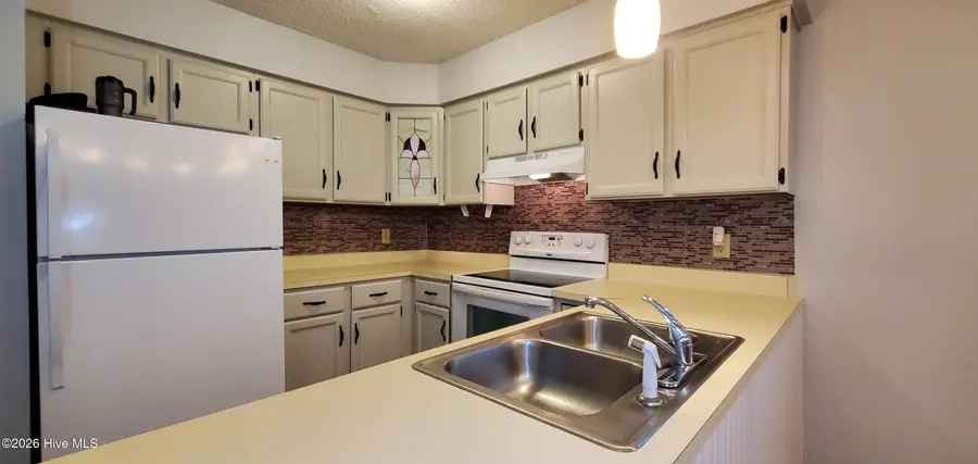 2708 S 17th Street #Apt C, Wilmington, NC 28412 - Image #2