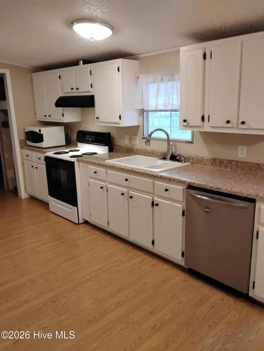 104 Beaver Drive, Dudley, NC 28333 - Image #3