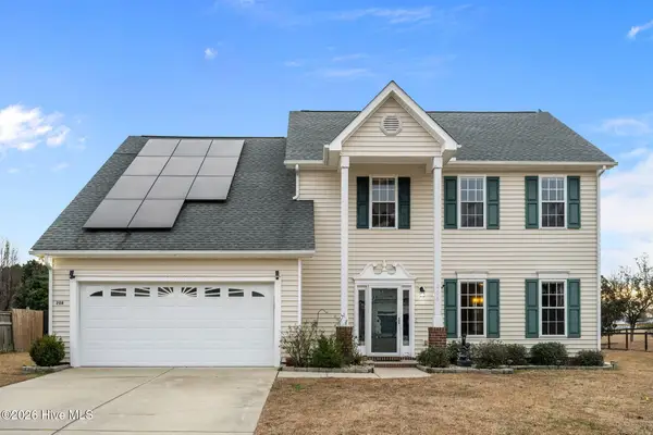 208 Chastain Drive, Jacksonville, NC 28546