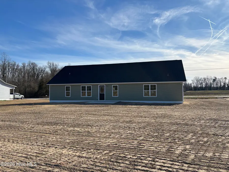 247 Cavanaughtown Road, Richlands, NC 28574 - Image #2