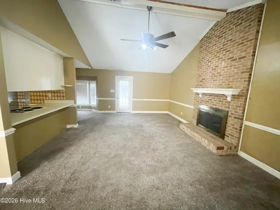 406 Hawthorne Lane W, Wilson, NC 27893 - Image #3