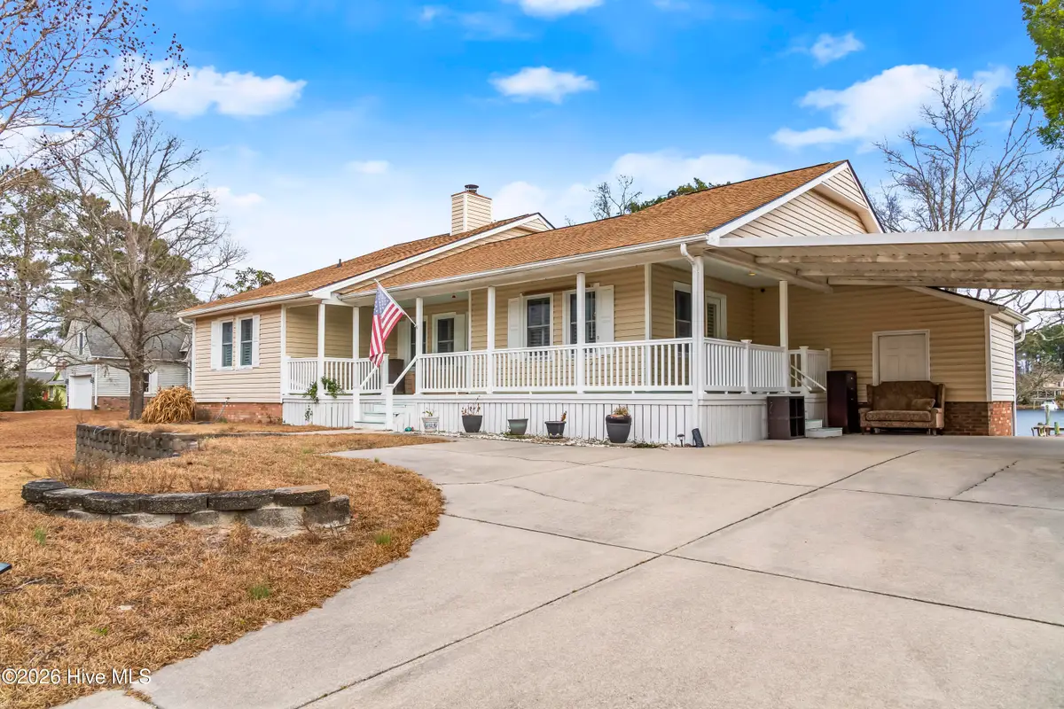 9209 Hornigold Avenue, Oriental, NC 28571 - Image #1