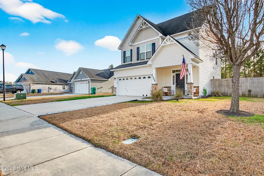 305 Hidden Oaks Drive, Jacksonville, NC 28546 - Image #3