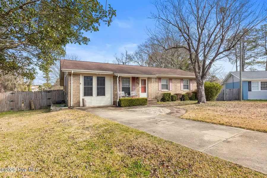 111 Yorkshire Drive, Jacksonville, NC 28546 - Image #3