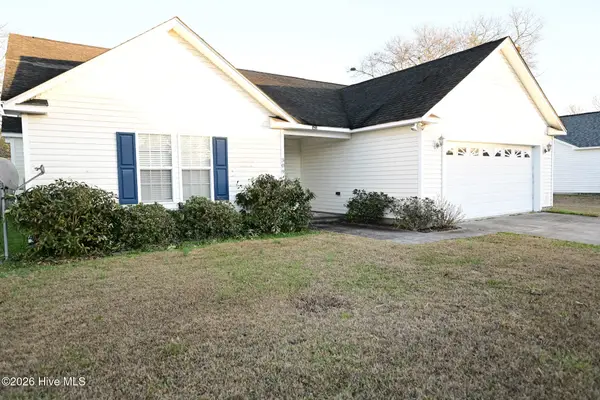 309 Dapper Dan Drive, Sneads Ferry, NC 28460