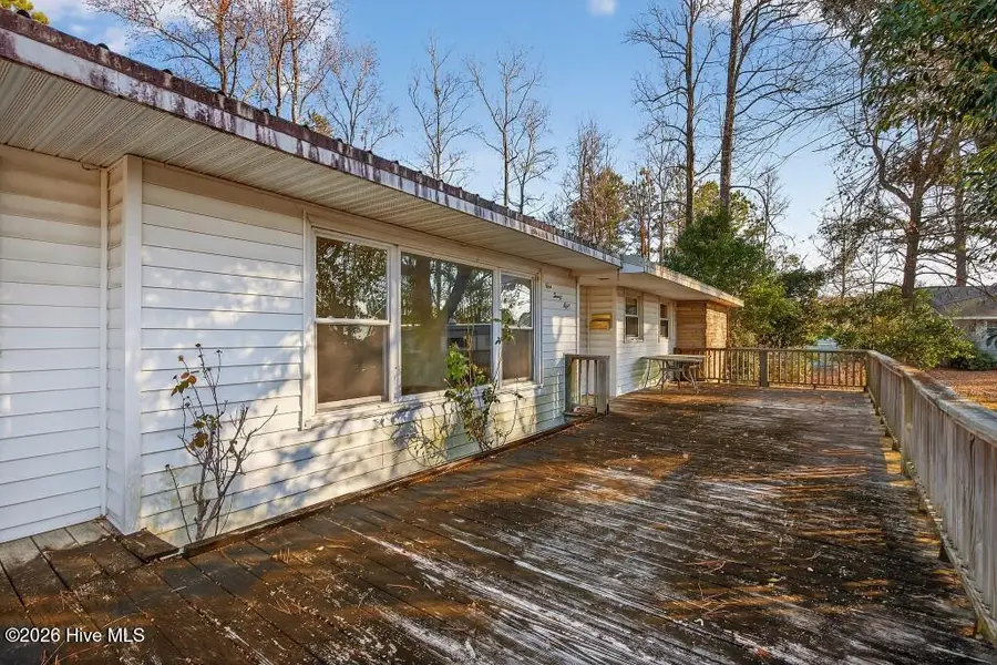 128 E Sherwood Drive, Havelock, NC 28532 - Image #3