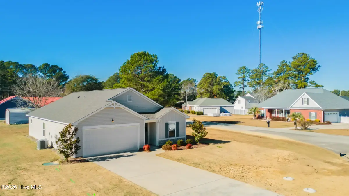 807 Fox Street Sw, Shallotte, NC 28470 - Image #1