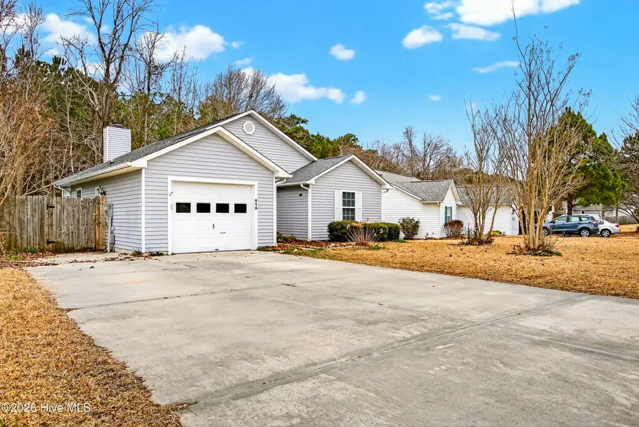 410 Holly Lane, Swansboro, NC 28584 - Image #2