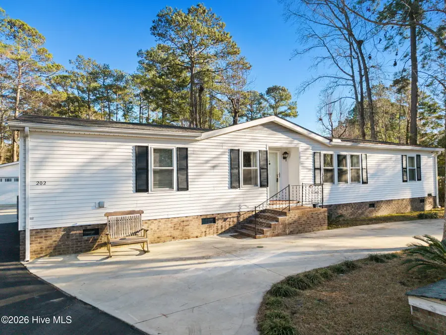 202 Ocean Forest Drive Nw, Calabash, NC 28467 - Image #3