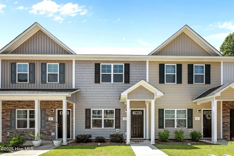 5 Jaydn Drive W, Jacksonville, NC 28546 - Image #3