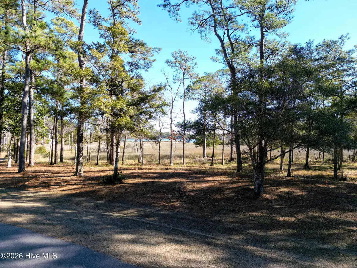 274 Genoes Point Road Sw, Supply, NC 28462 - Image #1