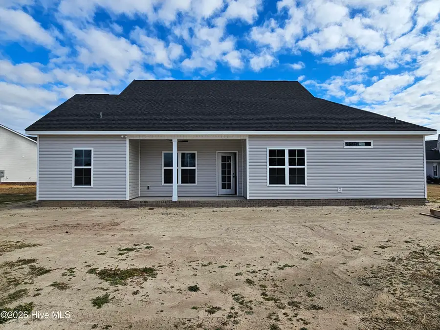 177 Country Cove Lane, Clinton, NC 28328 - Image #2