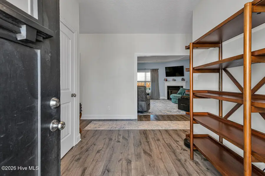 354 Black Hawk Drive, Jacksonville, NC 28546 - Image #3