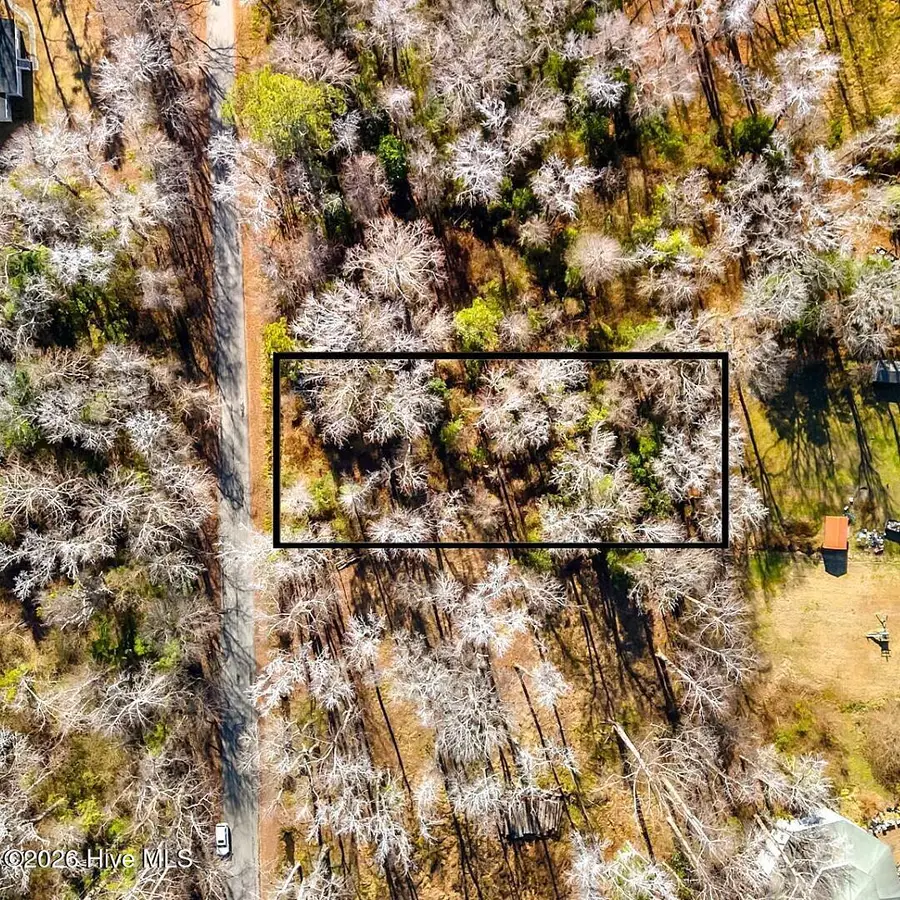 107 Tradewinds Road, Newport, NC 28570 - Image #2