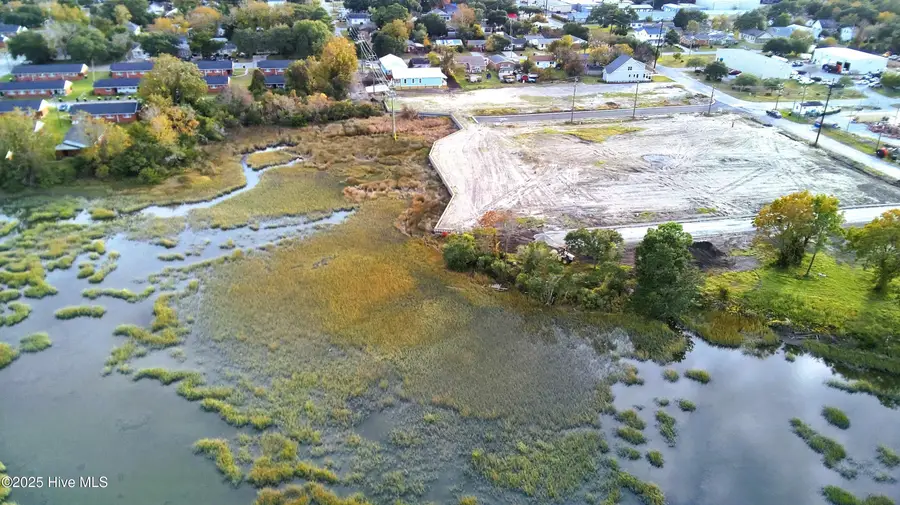 2403 E Myrtle Street, Morehead City, NC 28557 - Image #3