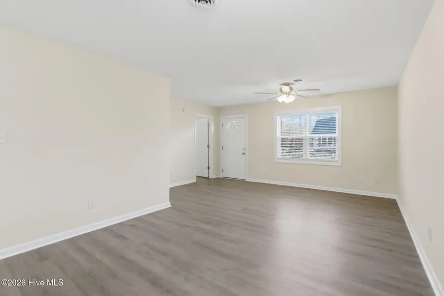 210 Oakwood Lane, Elizabeth City, NC 27909 - Image #3