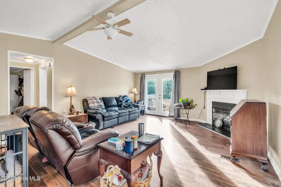 644 Woodpecker Parkway, Rocky Point, NC 28457 - Image #3