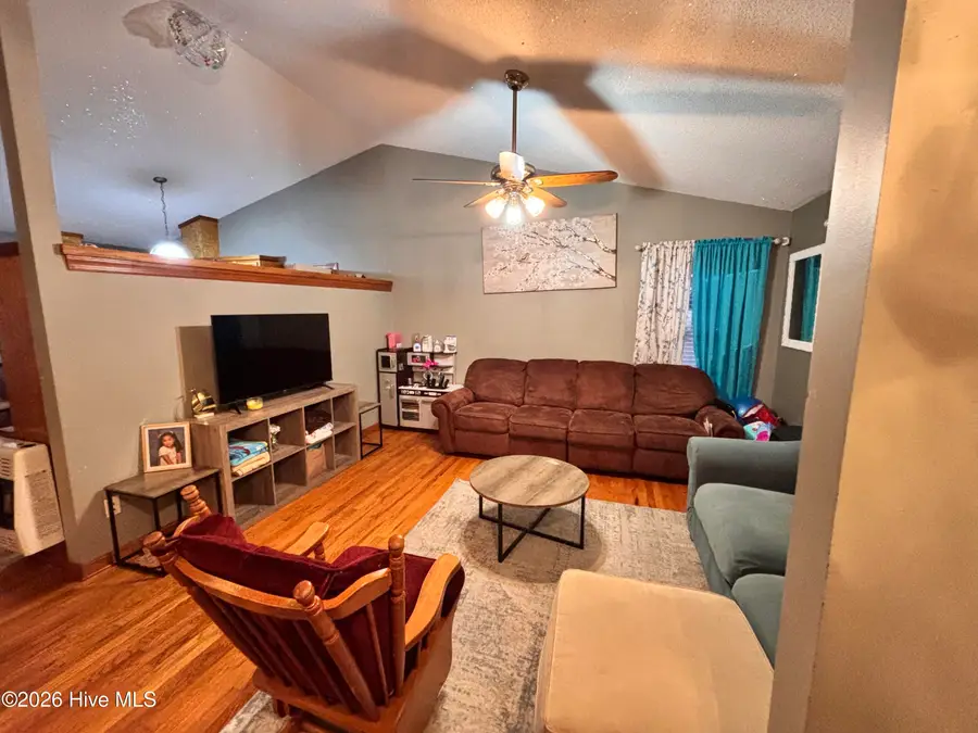 135 Halls Pond Road, Rose Hill, NC 28458 - Image #2