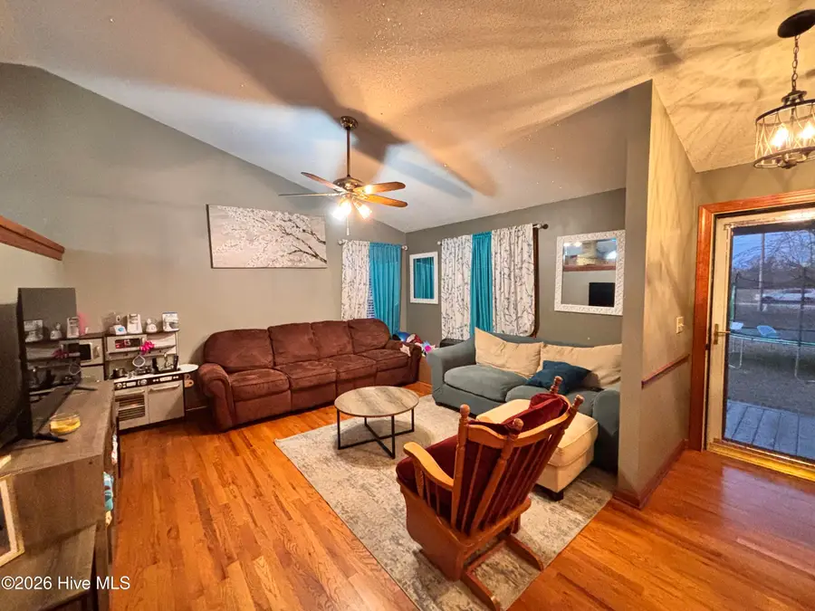 135 Halls Pond Road, Rose Hill, NC 28458 - Image #3