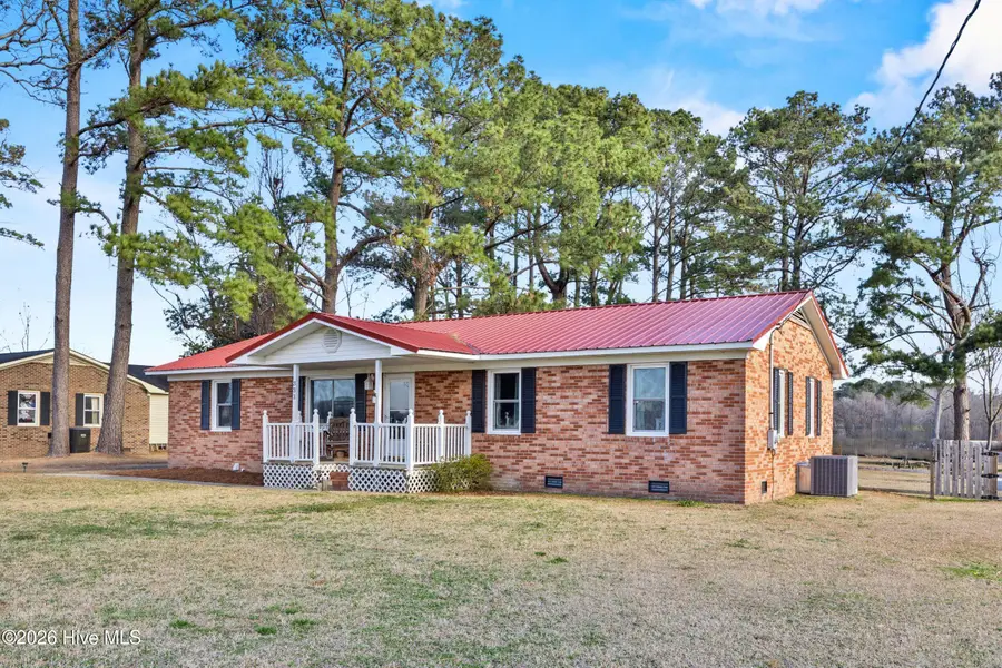 333 Lyman Road, Beulaville, NC 28518 - Image #2