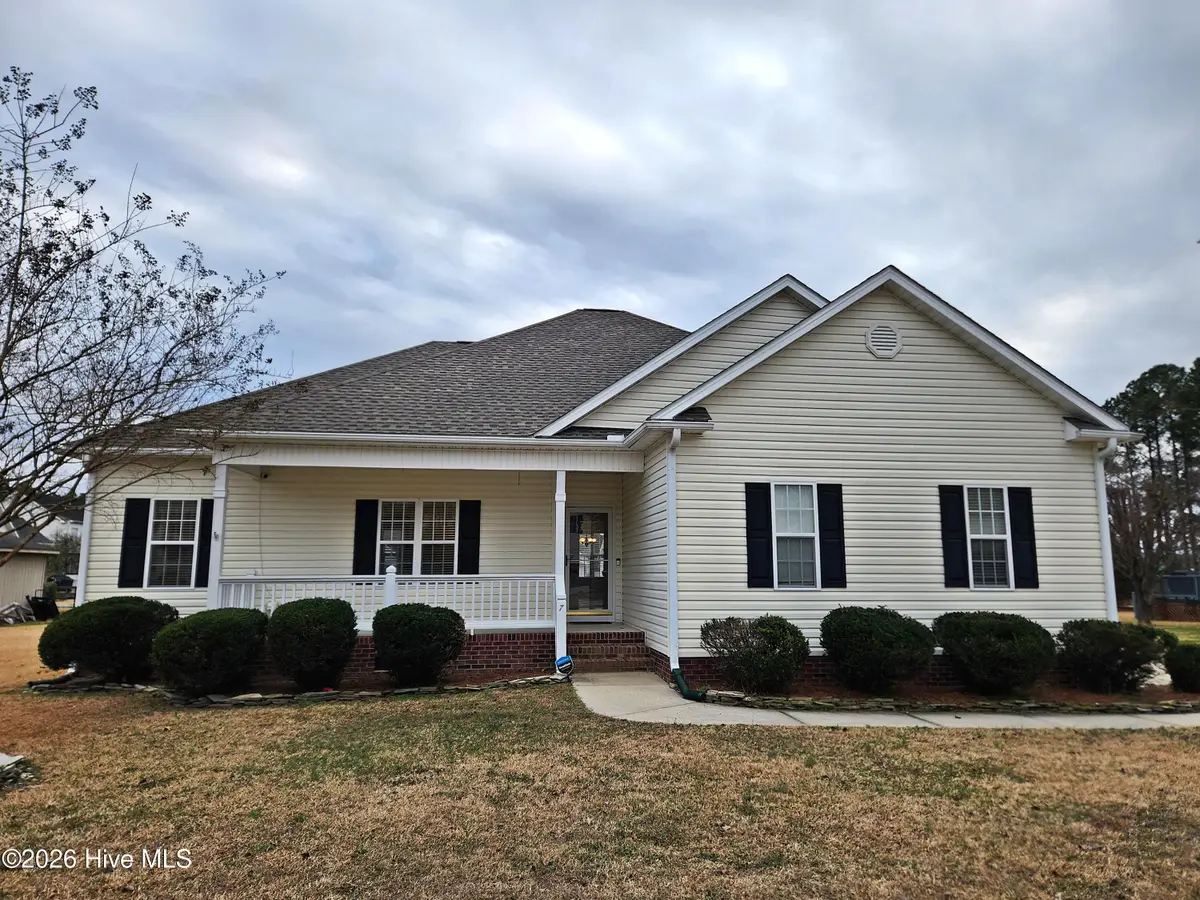 7 Edgewater Drive, Smithfield, NC 27577 - #1