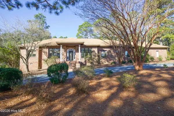 110 Woodenbridge Lane, Pinehurst, NC 28374