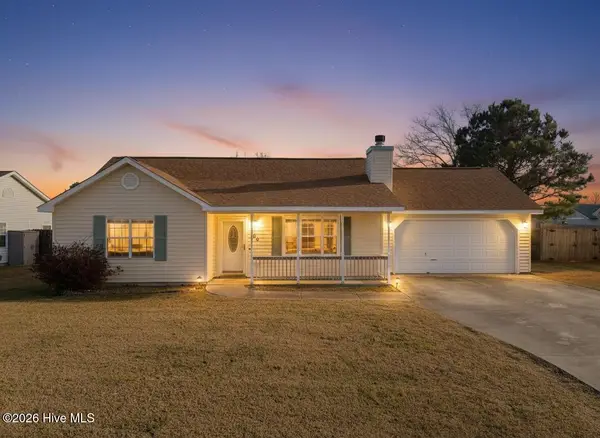 166 Glenwood Drive, Hubert, NC 28539