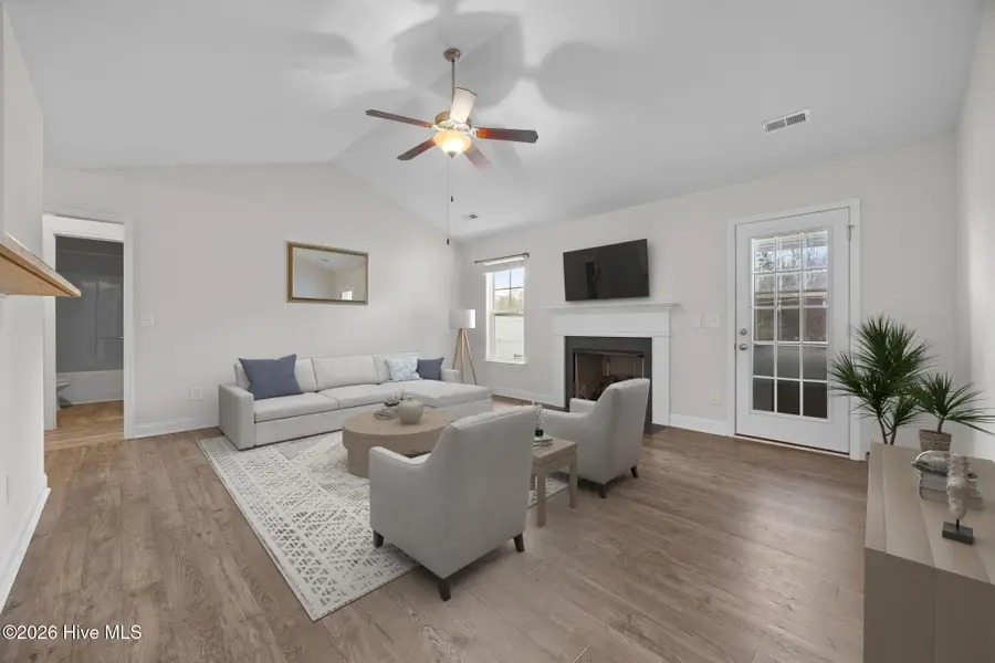 135 Waterford Way, Maysville, NC 28555 - Image #3