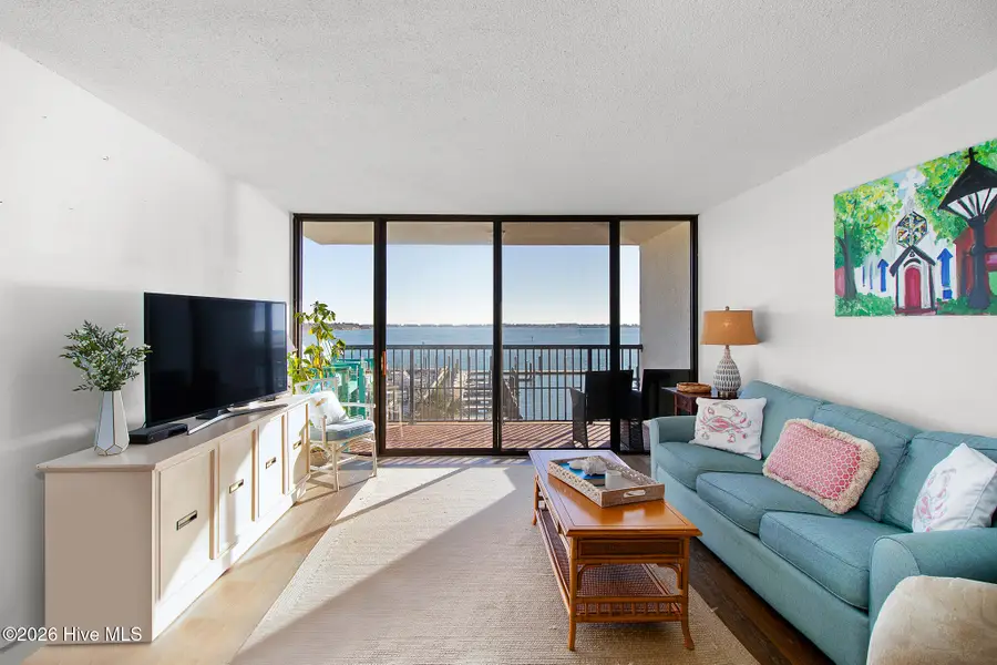 211 Arendell Street #401 Leeward Harbor, Morehead City, NC 28557 - Image #2