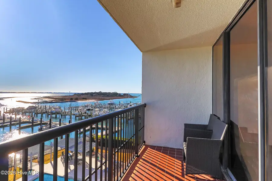 211 Arendell Street #401 Leeward Harbor, Morehead City, NC 28557 - Image #3
