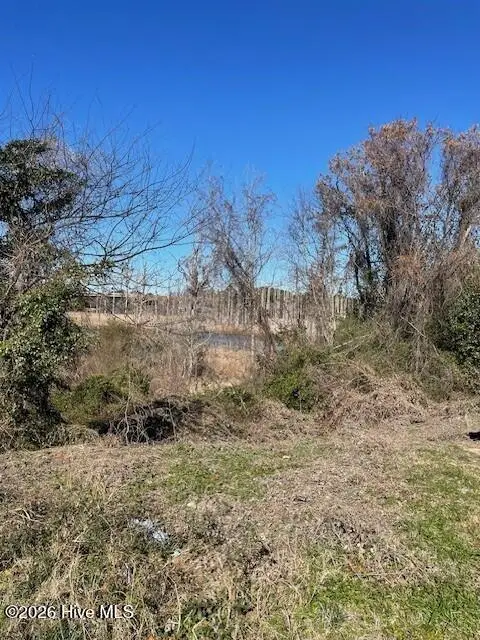 1401 Creekfront Drive, Wilmington, NC 28401 - Image #3