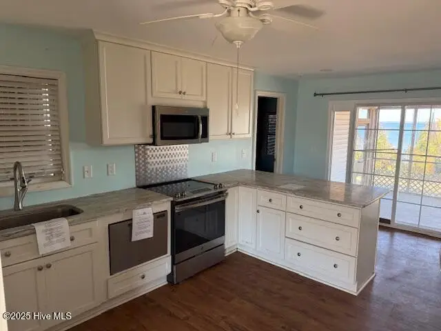 913 Stately Pines Road, New Bern, NC 28560 - #2