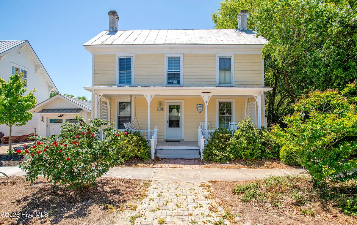 212 Broad Street, Beaufort, NC 28516 - Image #1