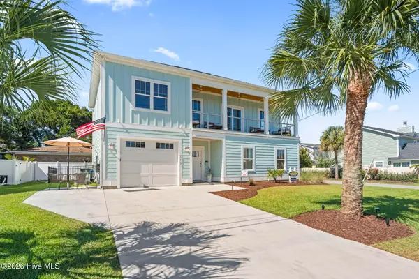717 9th Avenue S, North Myrtle Beach, SC 29582