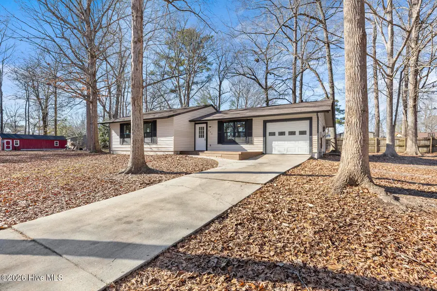 205 Autumn Circle, Jacksonville, NC 28540 - Image #2