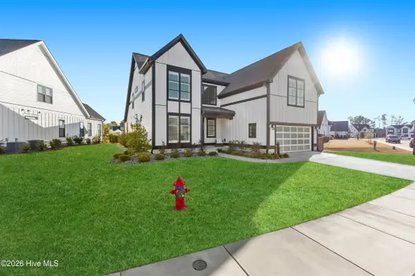 8224 Winding Creek Circle, Wilmington, NC 28411